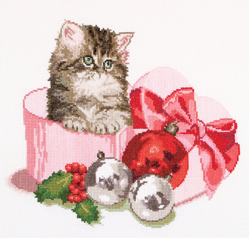 Thea Gouverneur - Counted Cross Stitch Kit - Christmas Kitten - Aida - 16 count - 731A - Thea Gouverneur Since 1959
