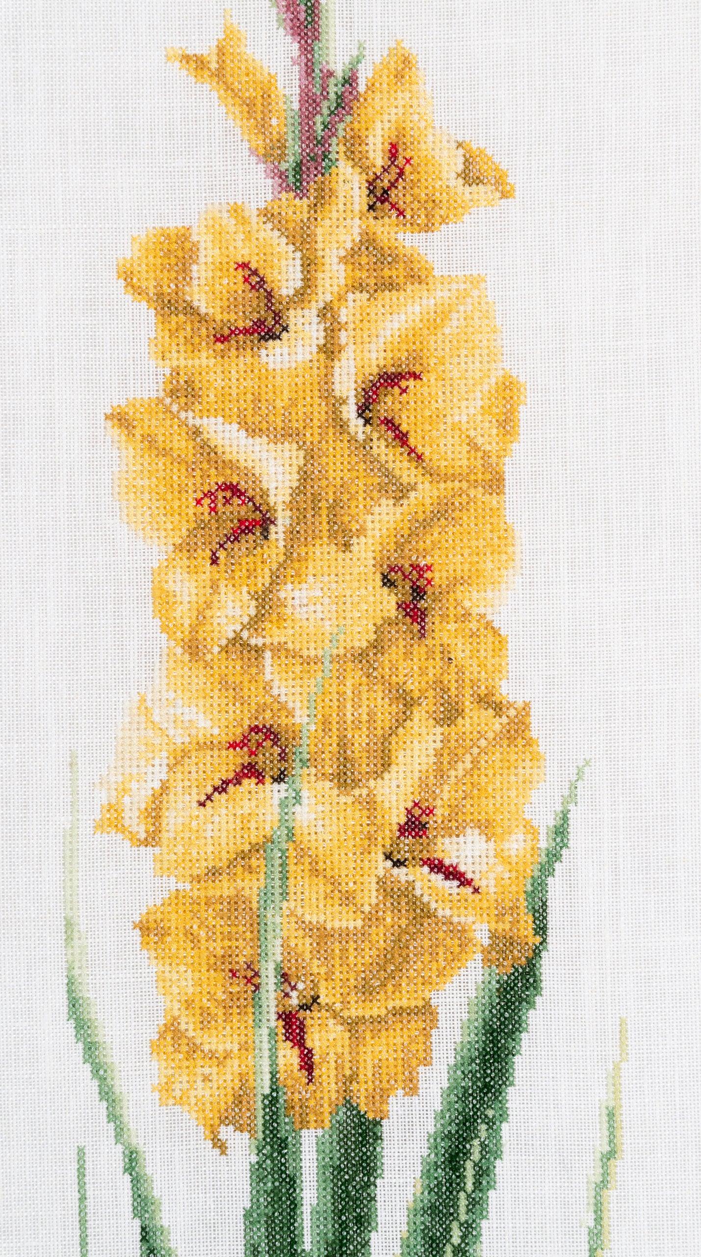 Thea Gouverneur - Counted Cross Stitch Kit - Gladioli Yellow - Aida - 18 count - 3072A - Thea Gouverneur Since 1959